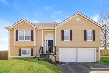 11805 E 213TH CT PECULIAR, MO 64078